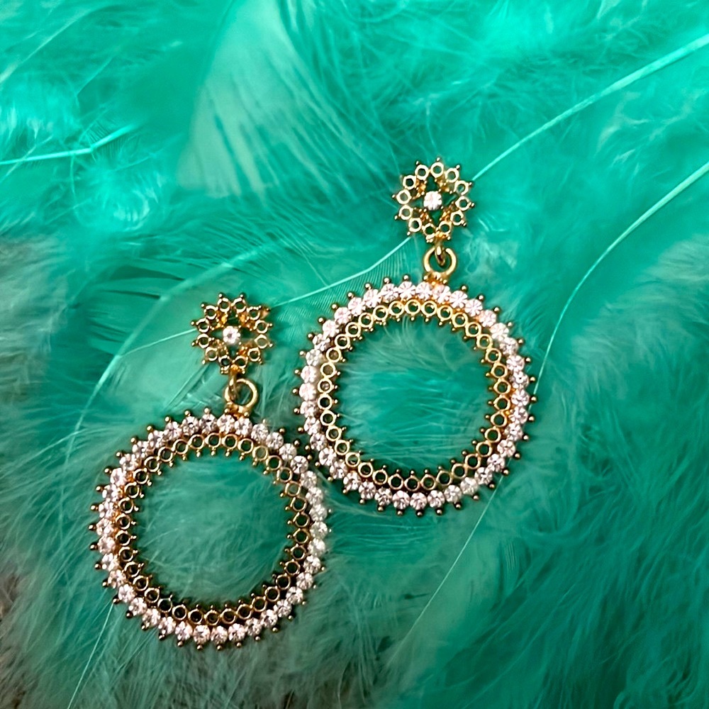 Regal earring
